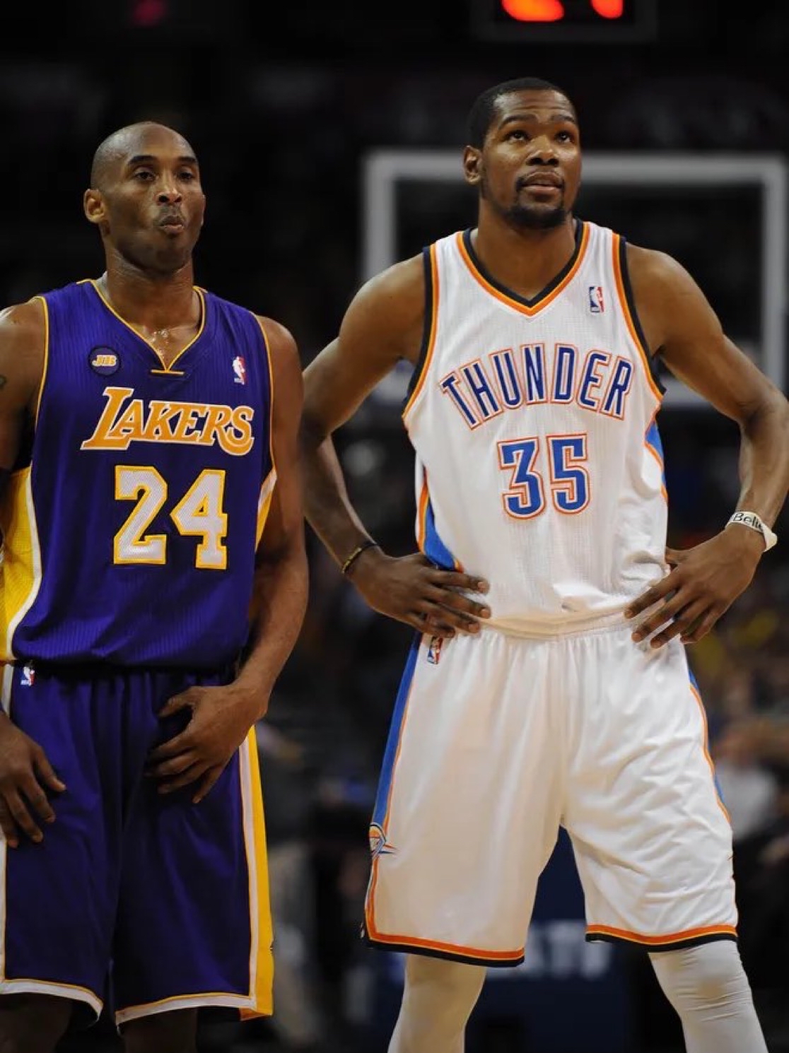 杜兰特重返赛场，出色发挥首场状态出色，RNG观众沸腾！