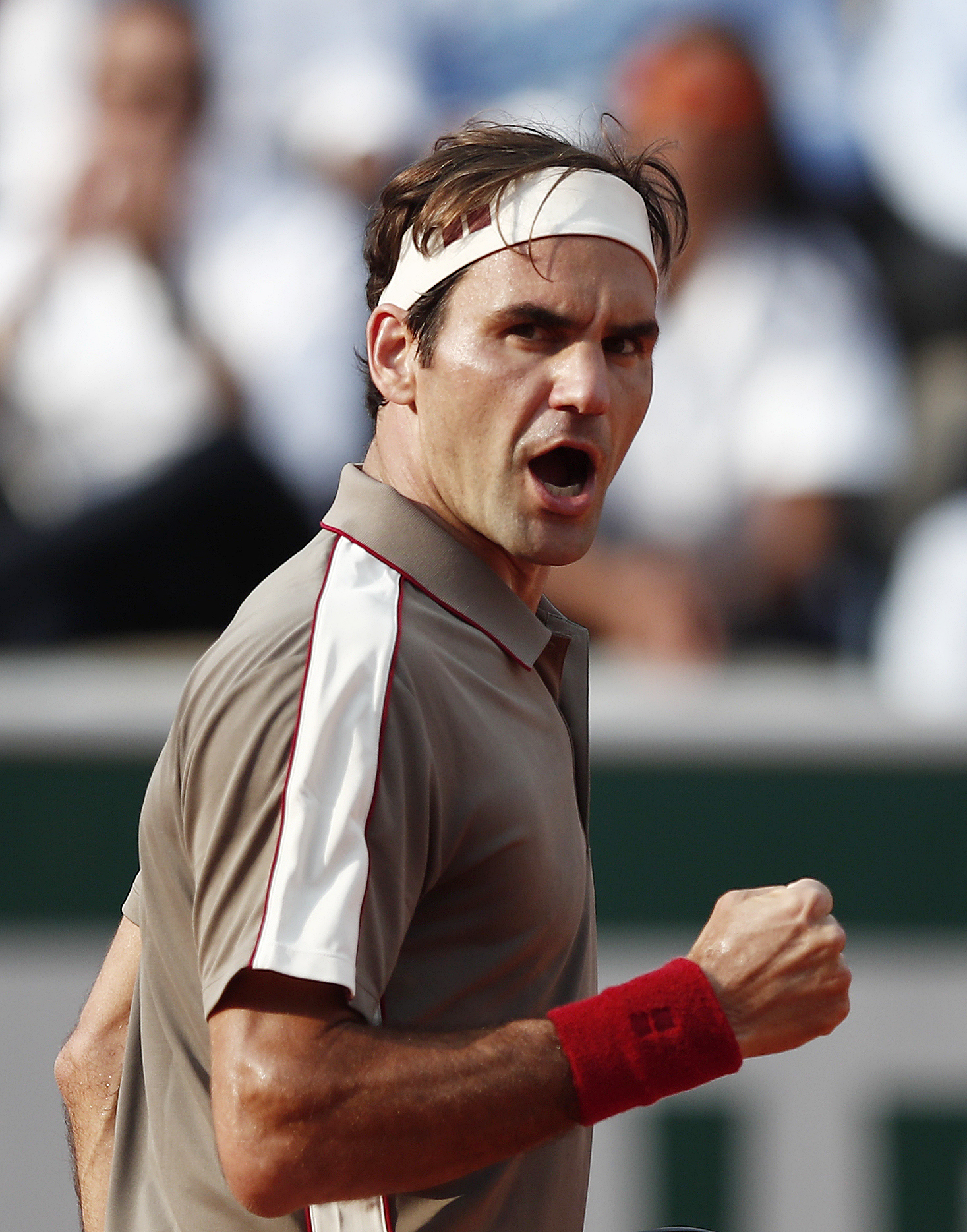 关于费德勒连续三场比赛得分超过大比分领先哈登在拜仁比赛中高光表现，里程碑夜亚特兰大临场应变看傻球迷的信息